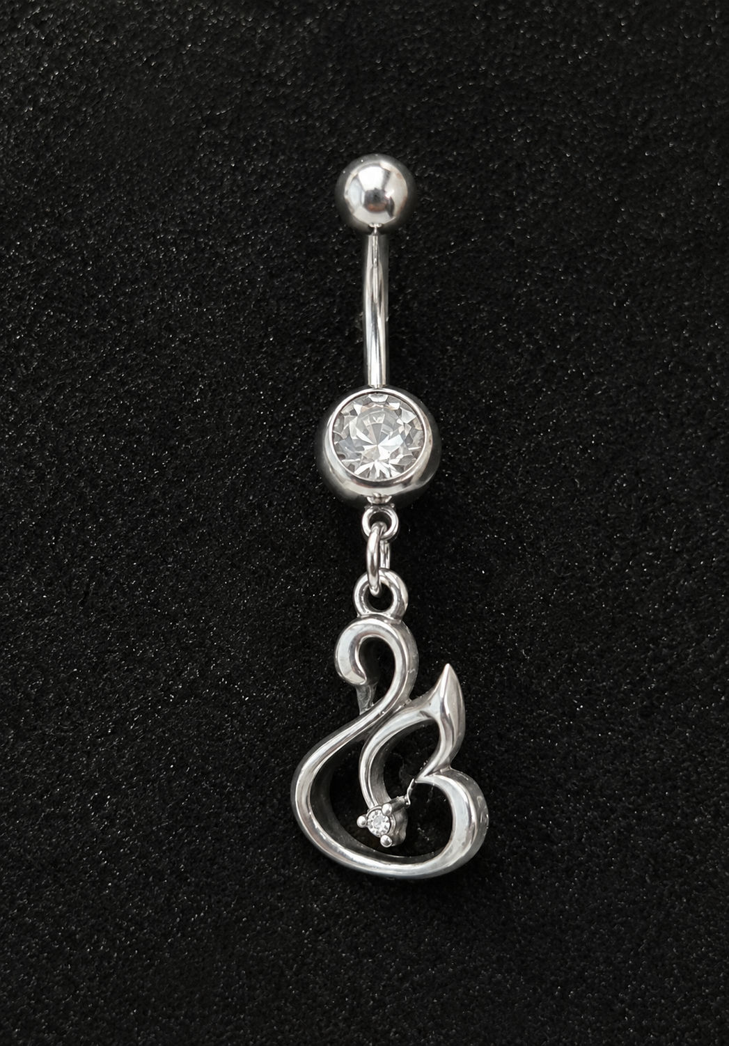 Piercing nombril signe